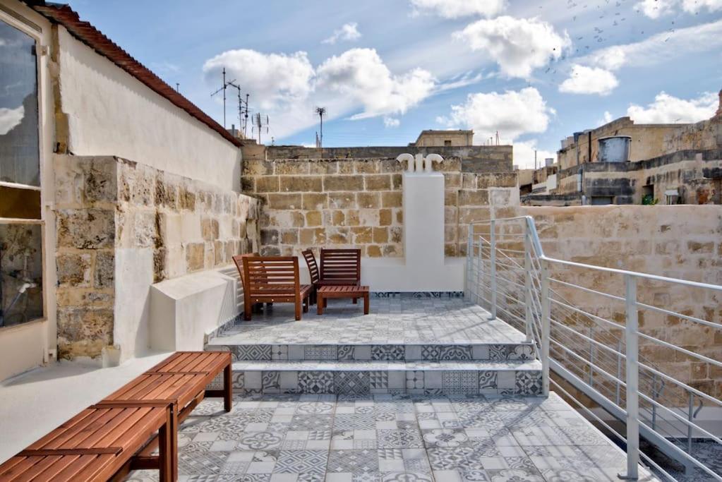 Vallettastay Old Lodge Apartment 1 Εξωτερικό φωτογραφία