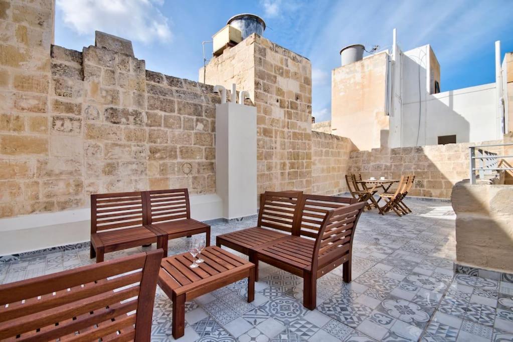 Vallettastay Old Lodge Apartment 1 Εξωτερικό φωτογραφία